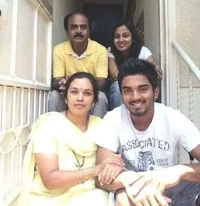 KL Rahul Family