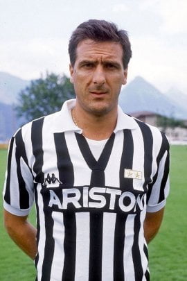 Gaetano Scirea best defenders of all time
