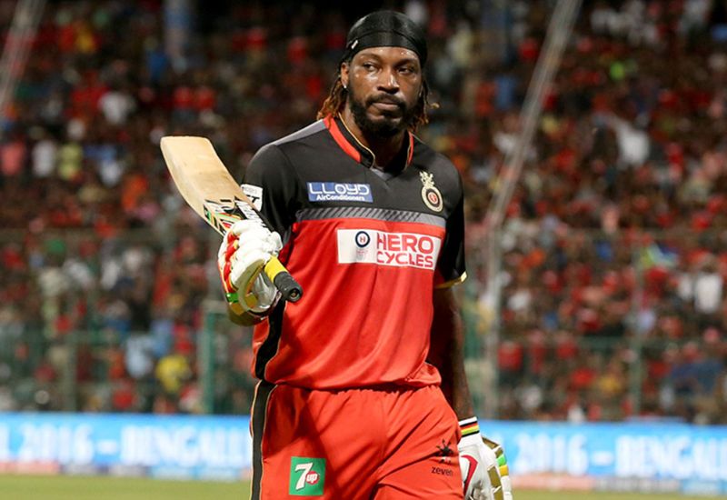 Chris Gayle hits longest six in IPL 2013