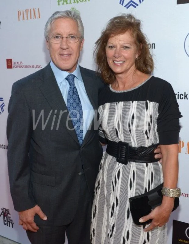 Pete Carroll with his Wife