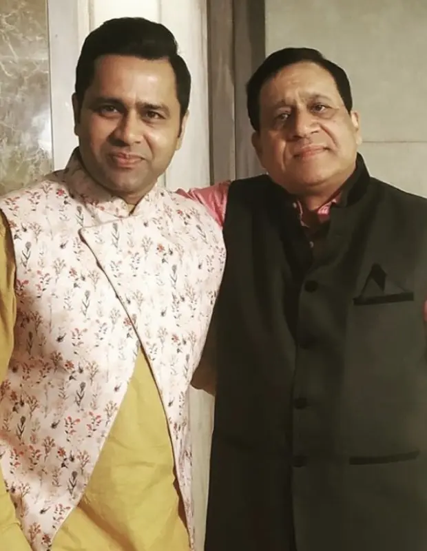 Aakash Chopra with his Father