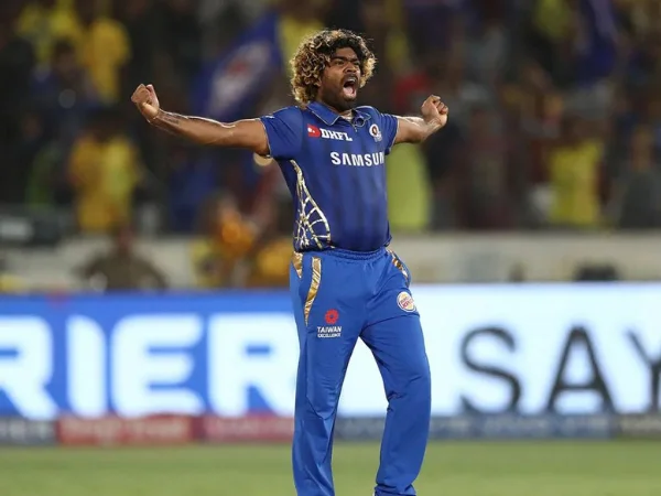 Lasith Malinga Fastest Bowlers to Reach 150 Wickets in IPL