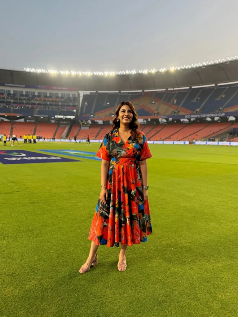 Sanjana Ganesan net worth